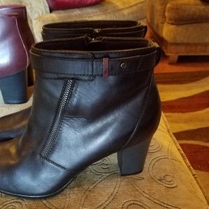 Clarks Leather Boots Size 12M